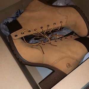 Timberland heel 3 inch heel